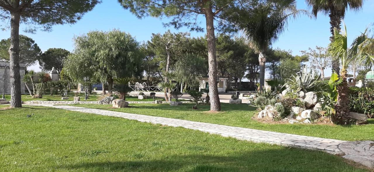 Masseria San Nicola B&B Torre Santa Susanna Eksteriør bilde