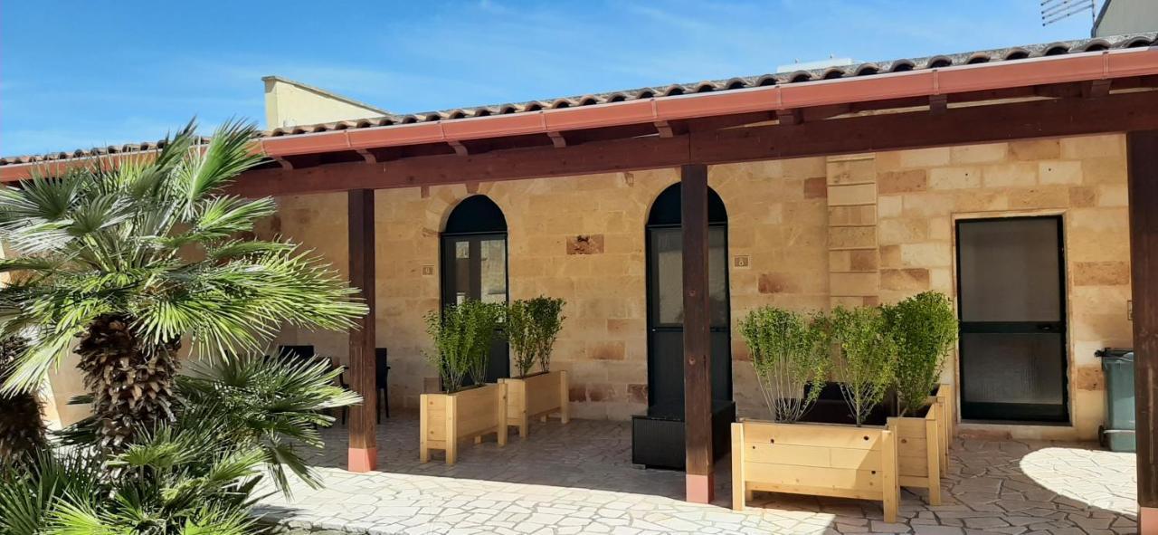 Masseria San Nicola B&B Torre Santa Susanna Eksteriør bilde